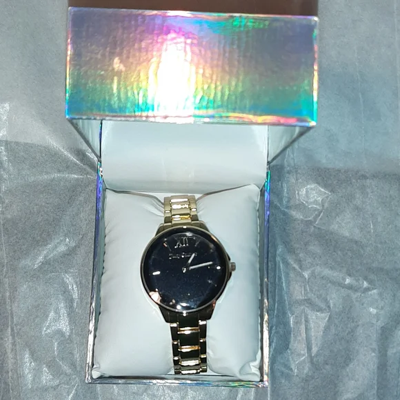 Juicy Couture Watch Brand NEW with Box - Picture 5 of 9
